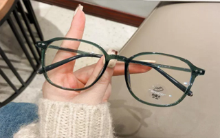  ,华为智能眼镜2可以配近视镜吗？